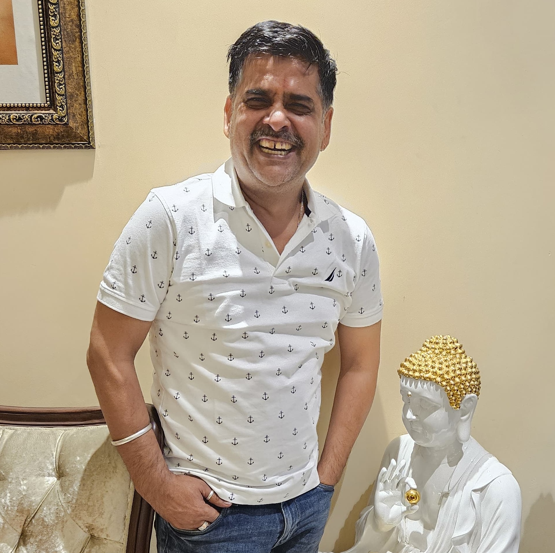 Mr. Vivek Kumar Sharma